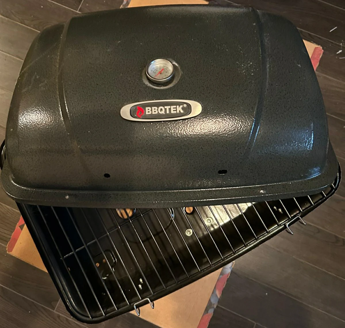 BBQTEK Portable Tabletop Charcoal Grill