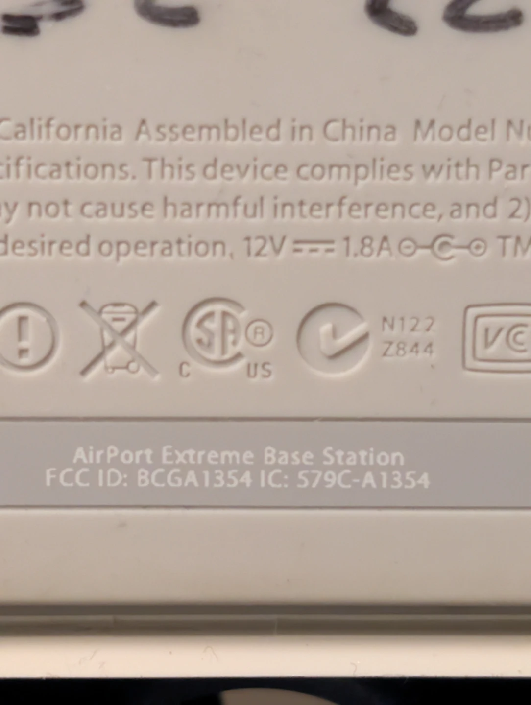 Apple AirPort Extreme Base Station Model A1354 - photo 2