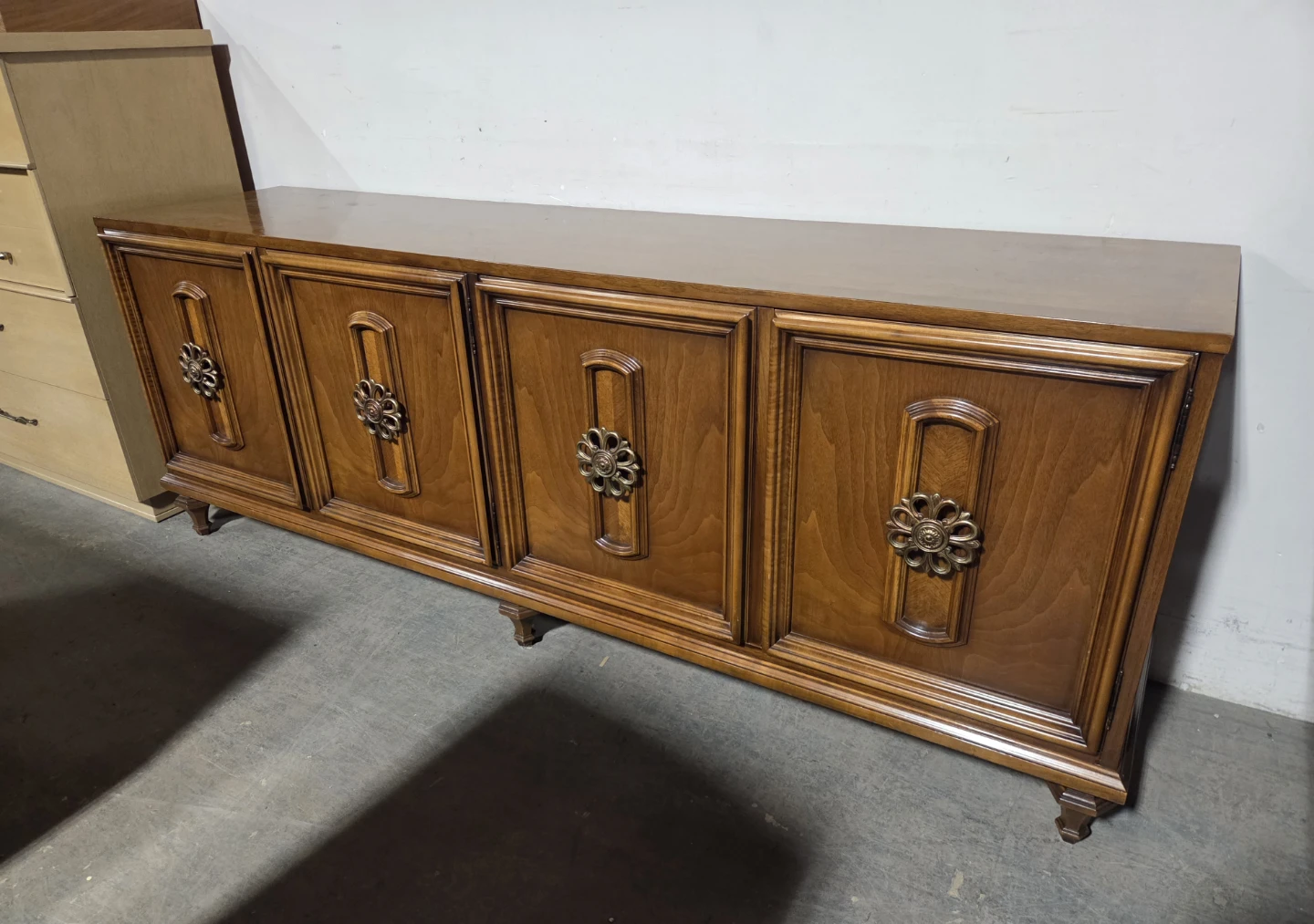 MCM Cinnamon Walnut Pepplers Sideboard/Credenza