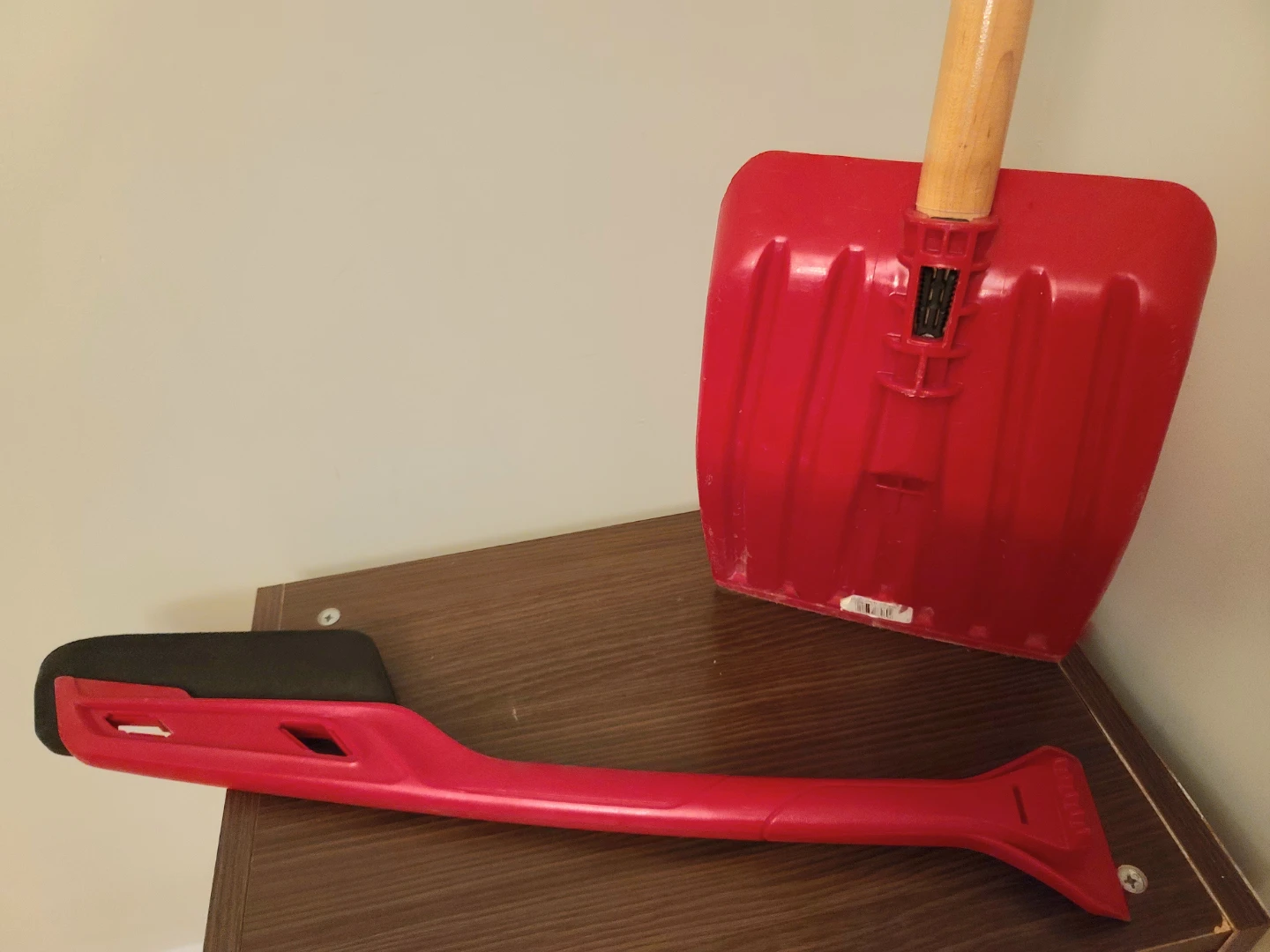 Winter Car/Driveway Combo: Snow Shovel + Ice Scraper / Brush - photo 4