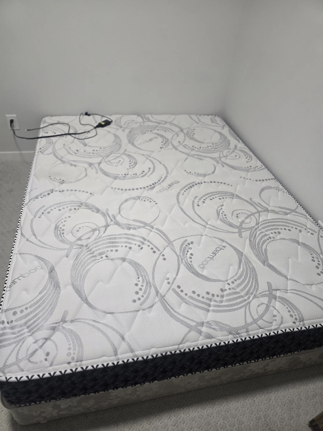 Bamboo Pattern queen Mattress