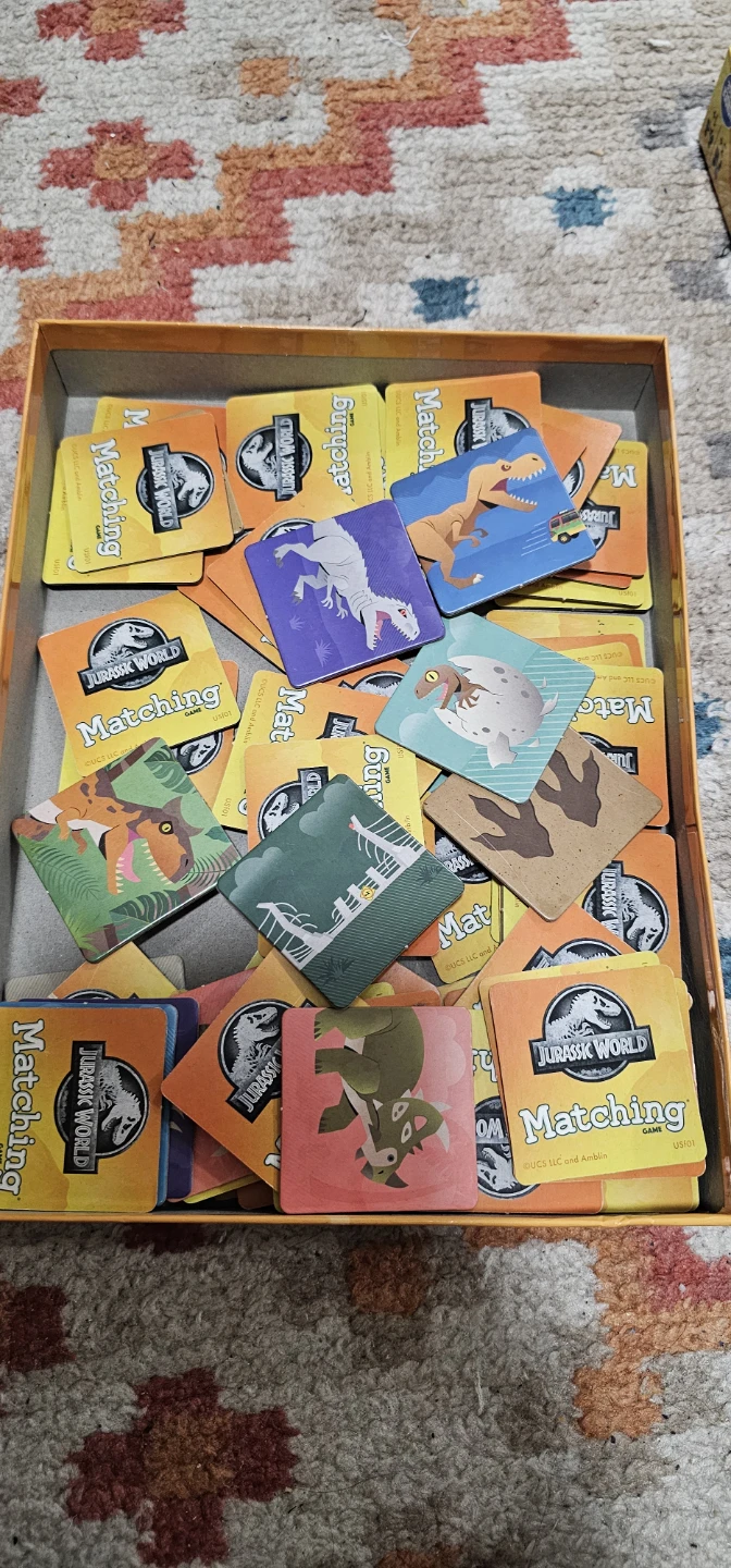 Jurassic World Matching Game - photo 2