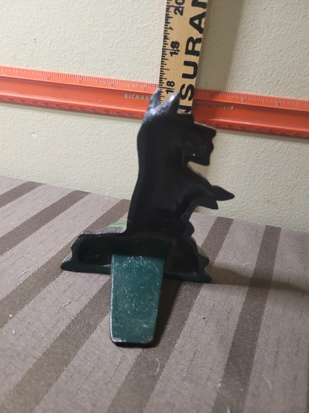 3 Vintage Cast Iron Scottie Dog Figurines and Sign - photo 4