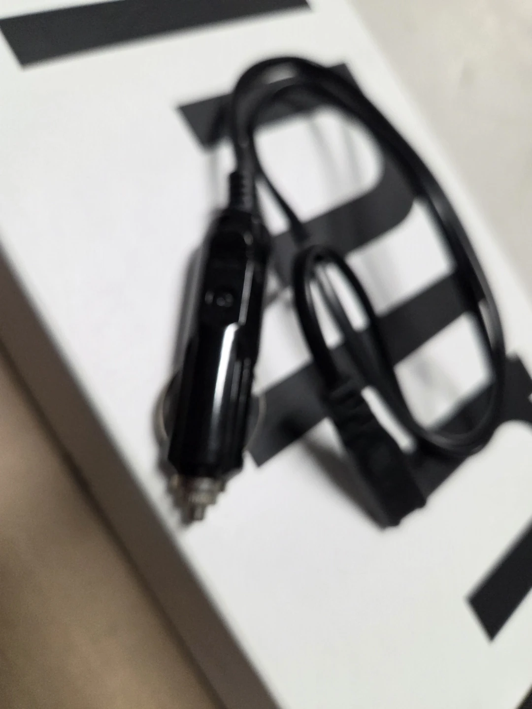 Car power adapter - photo 5