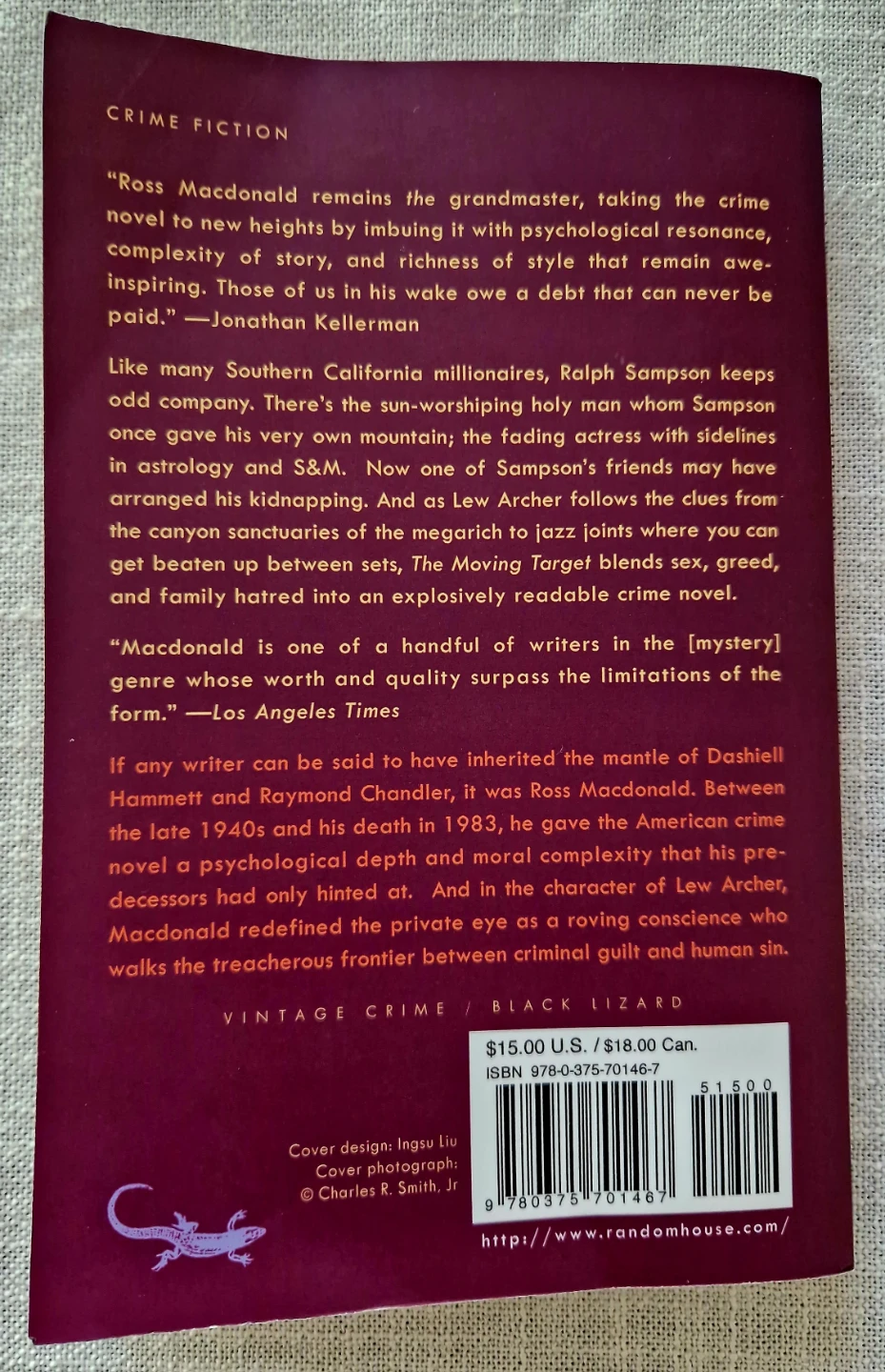 The Moving Target by Ross Macdonald - photo 2