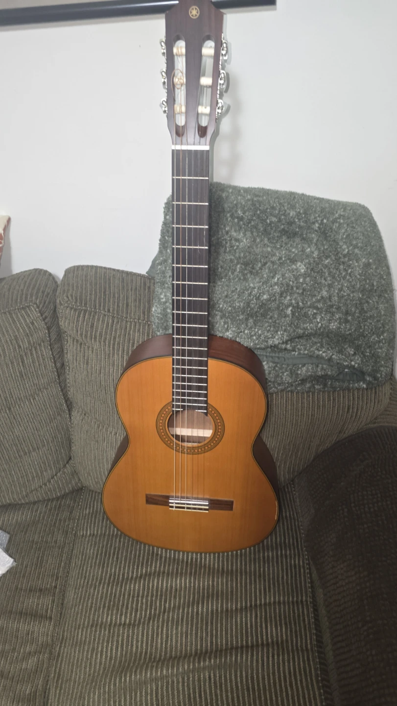 Yamaha CG122MS Classical Guitar
