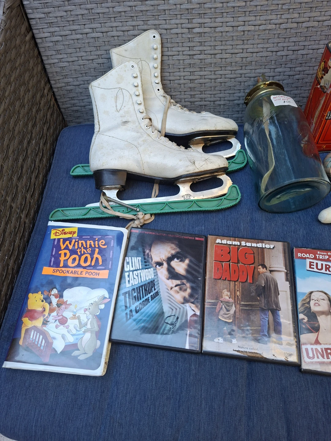 Eclectic Vintage Estate Lot: Media, Collectibles & Decor - photo 3