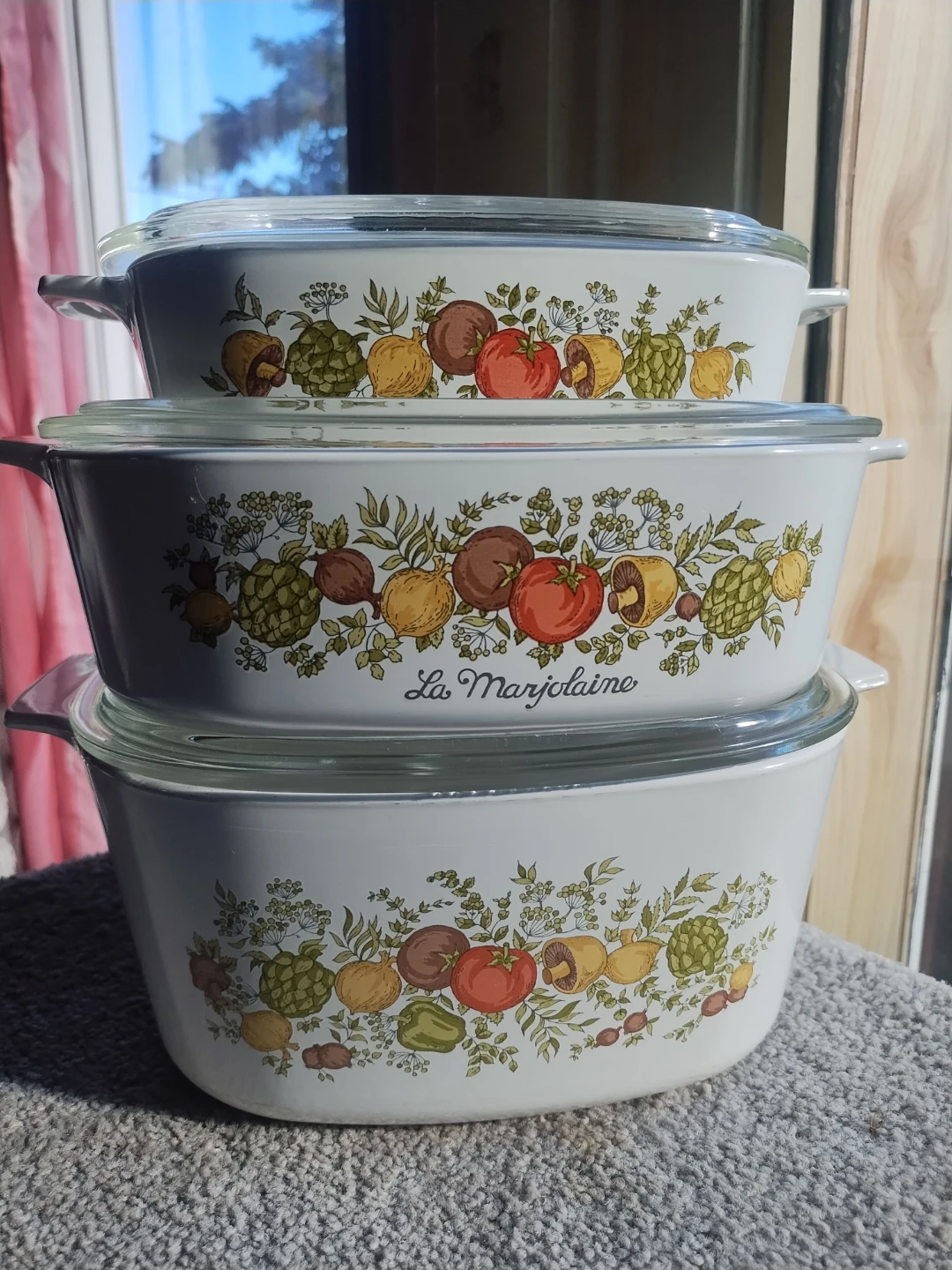 Corning wear Casserole Set of 3 with lids - photo 2