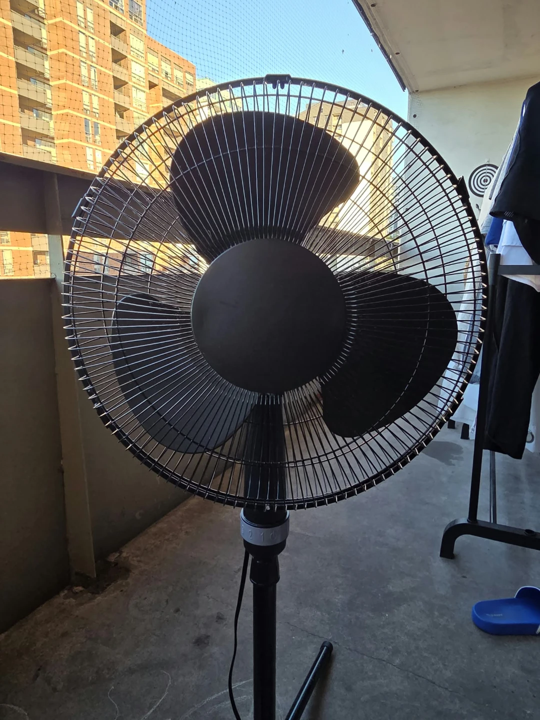 Mainstays Oscillating Stand Fan - photo 2