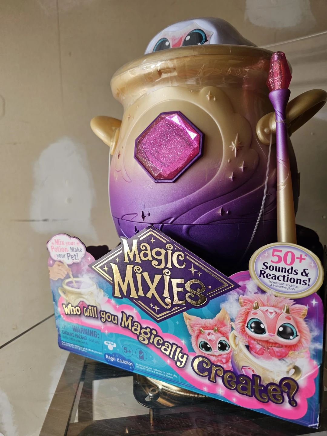Magic Mixies Magic Cauldron  Purple/Blue Sealed Never Opened
