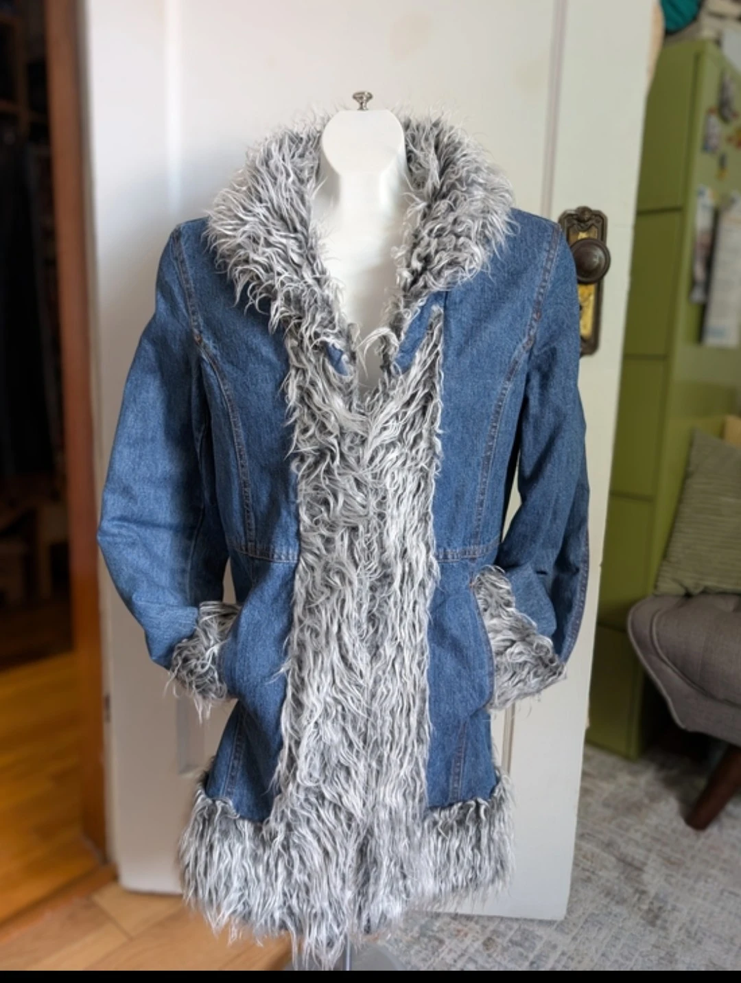 Blue Denim Coat with Grey Faux Fur Trim - photo 3