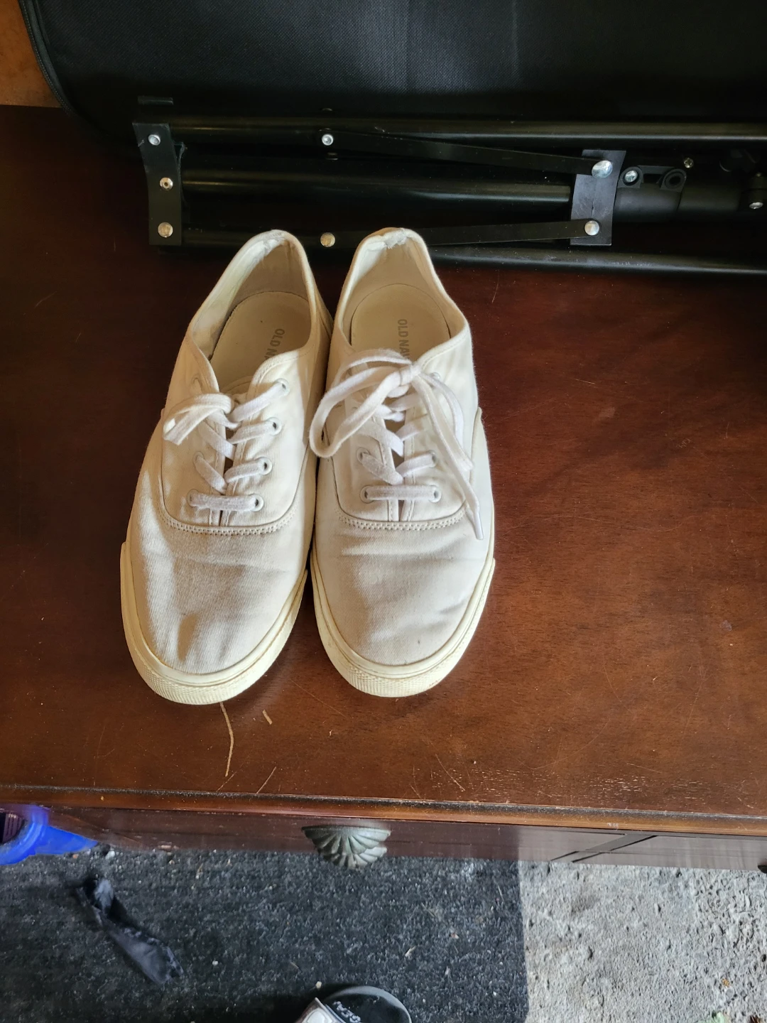 Old Navy White Canvas Sneakers Size 8