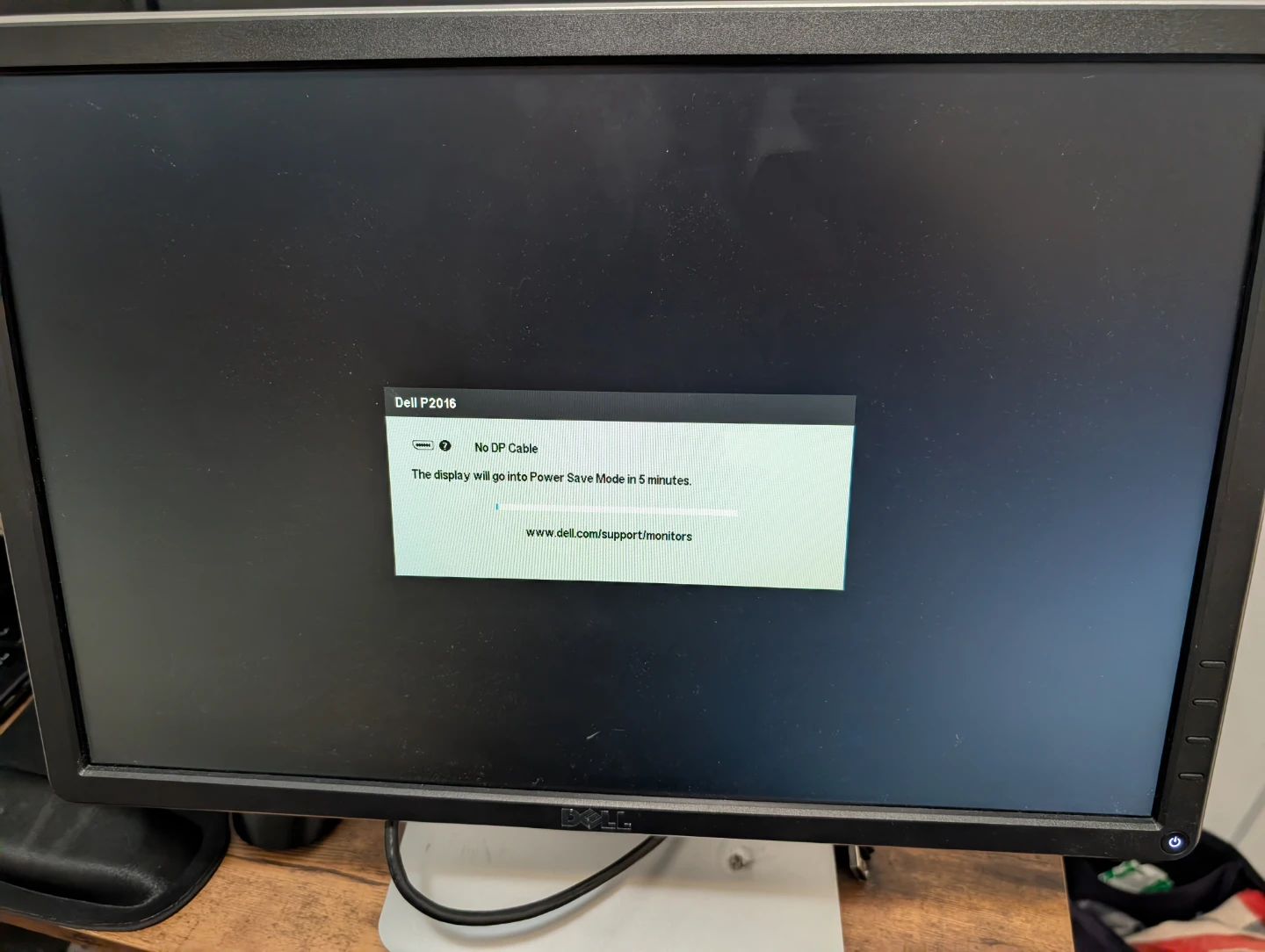 Dell P2016 20 inch Monitor - photo 2