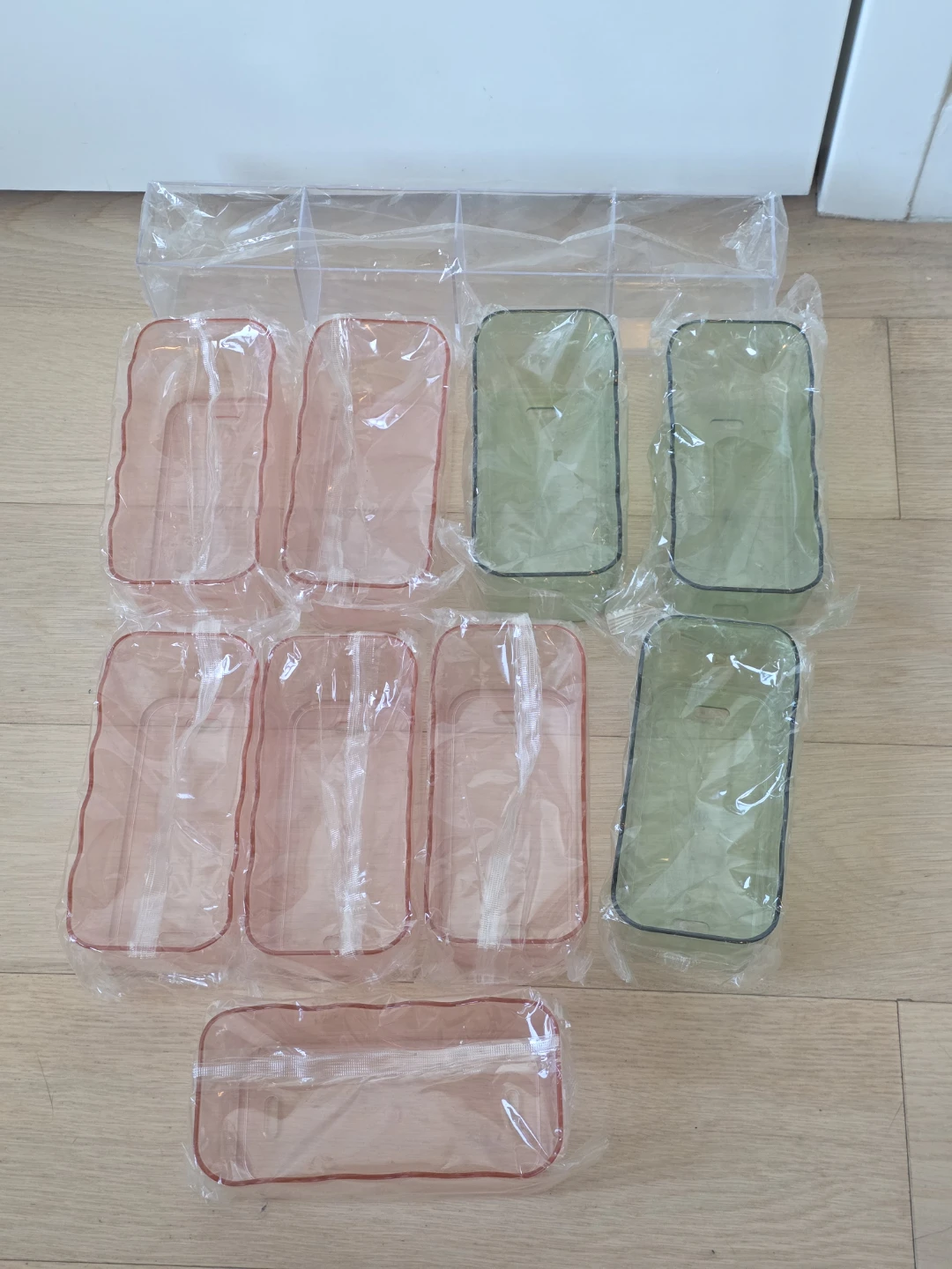 Set of 8 Small Plastic Organizer Trays