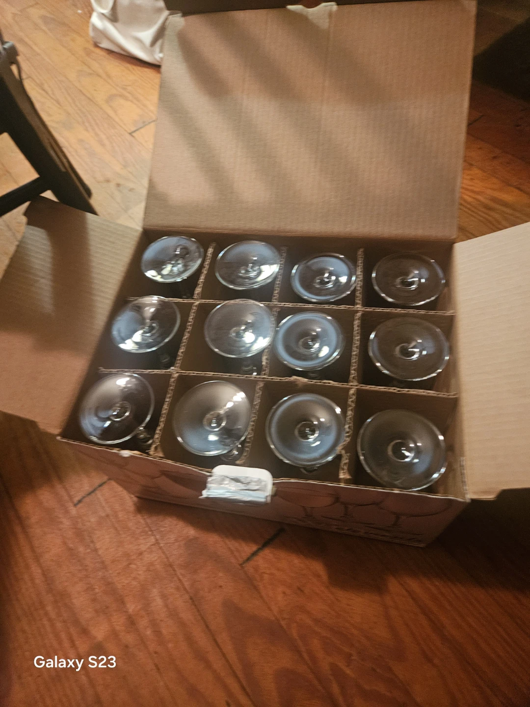 Set of 12 Clear Wine Glasses