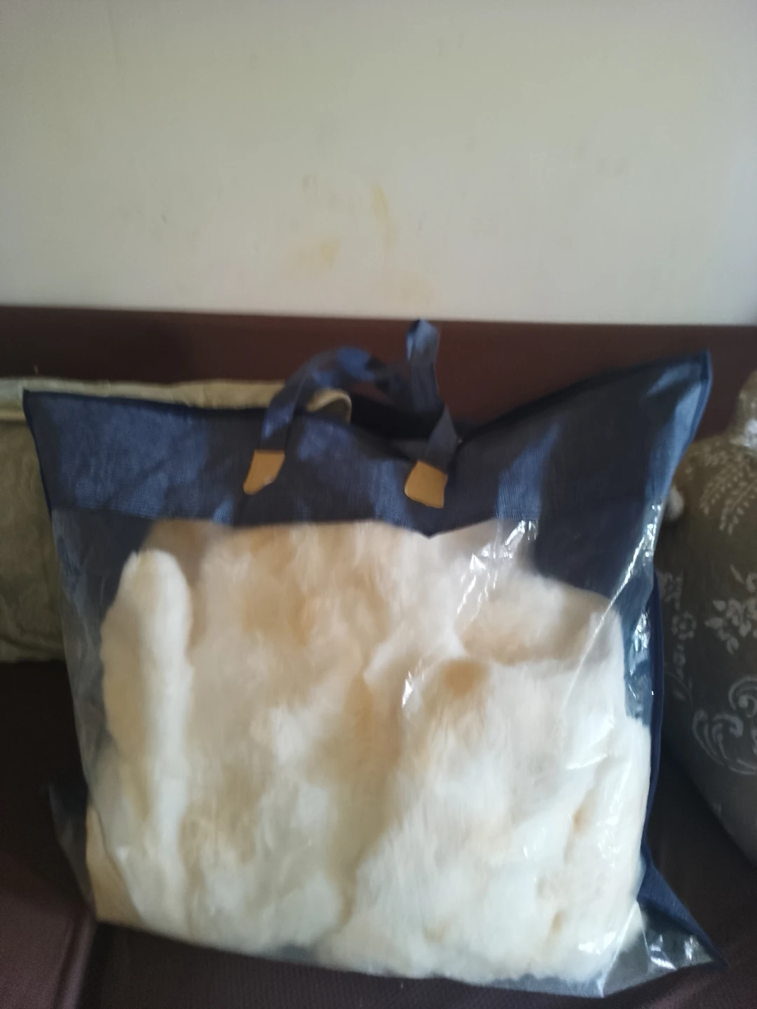 Cream and Yellow Faux Fur Throw Blanket - photo 2
