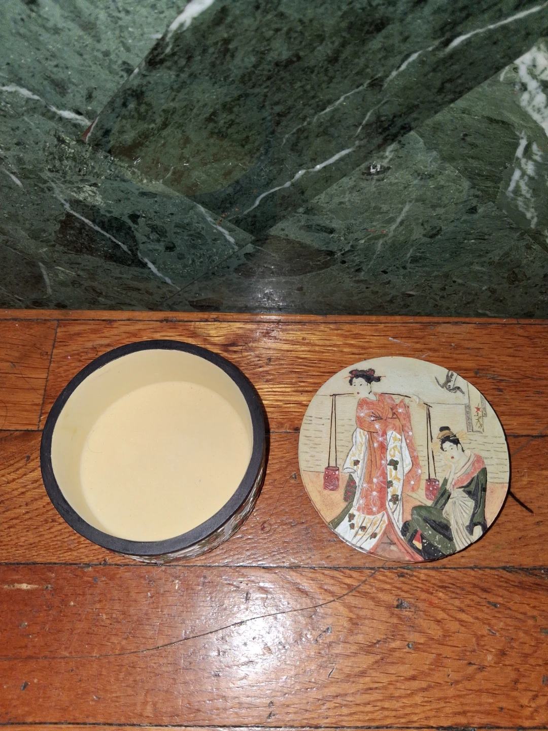 Asian Trinket Box - photo 2