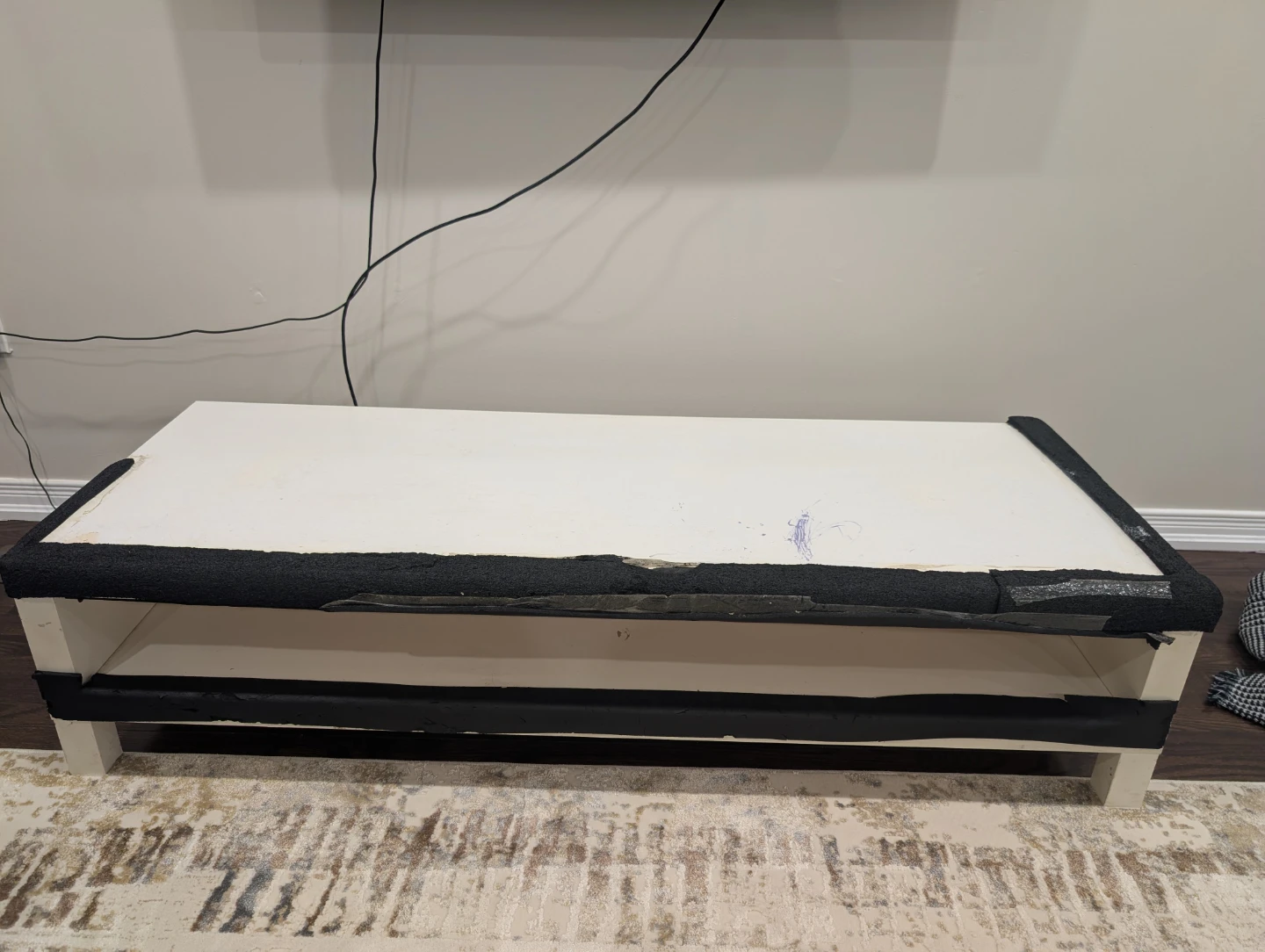 IKEA white TV stand - photo 2