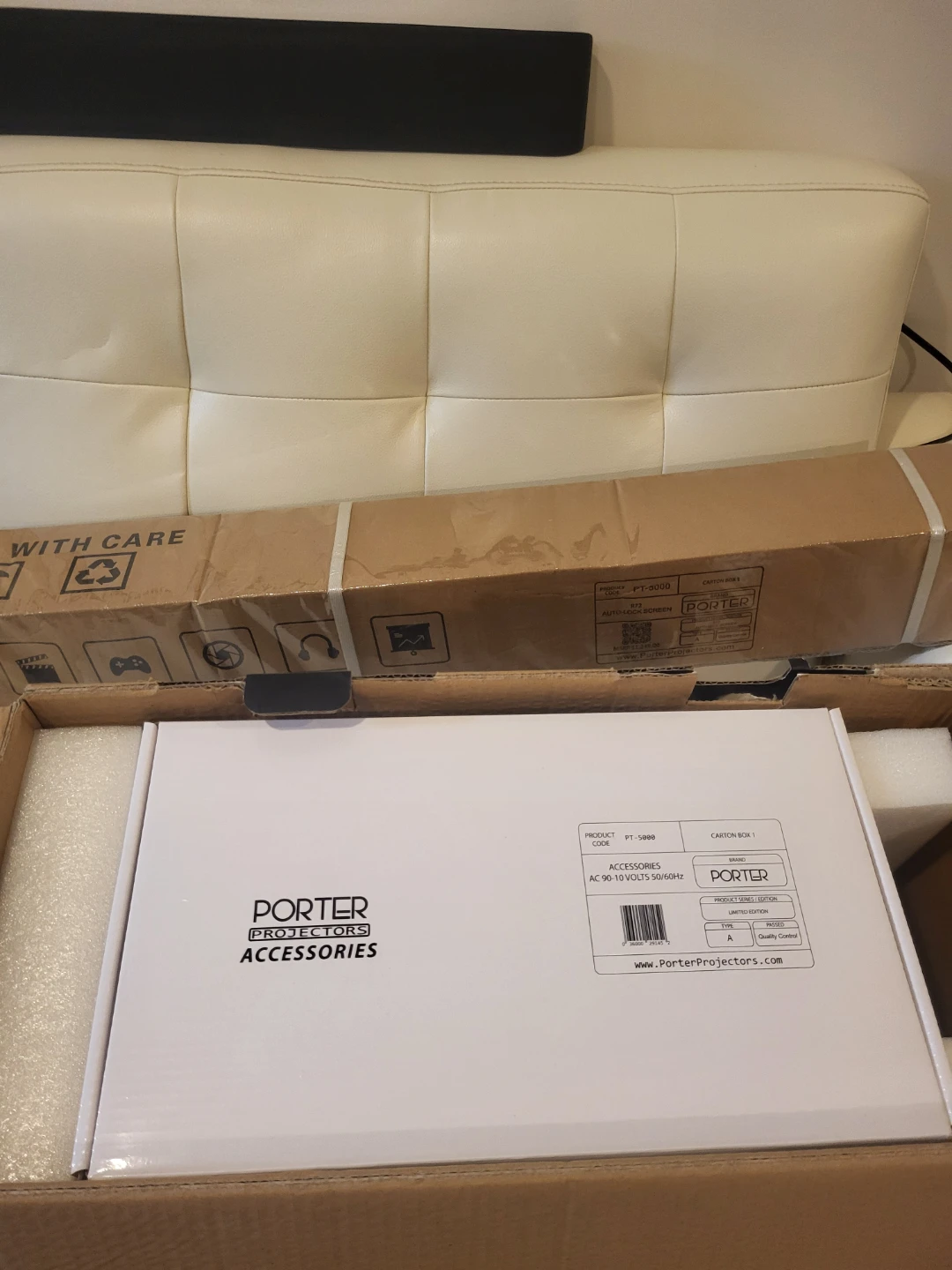 Porter PT-5000 8K Projector and 72-inch Screen - photo 5