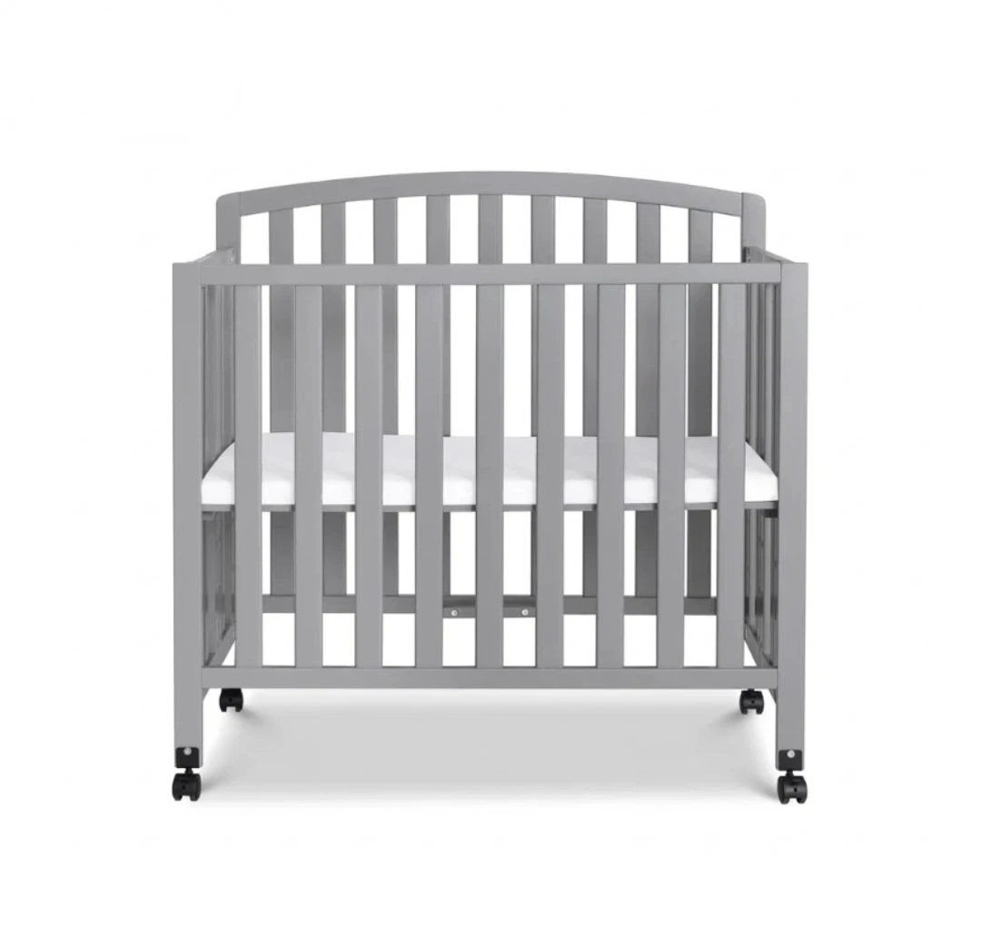 DaVinci Dylan Foldable 3 in 1 Mini Crib - photo 2