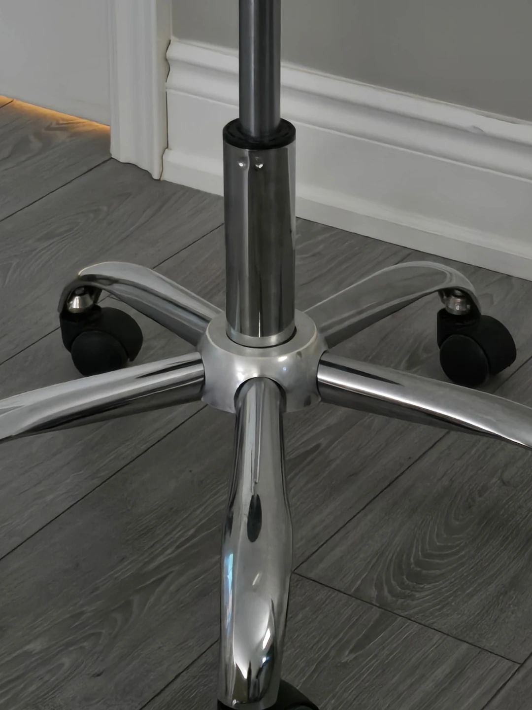 Clear Acrylic Modern Office Chair Baxter design - photo 5