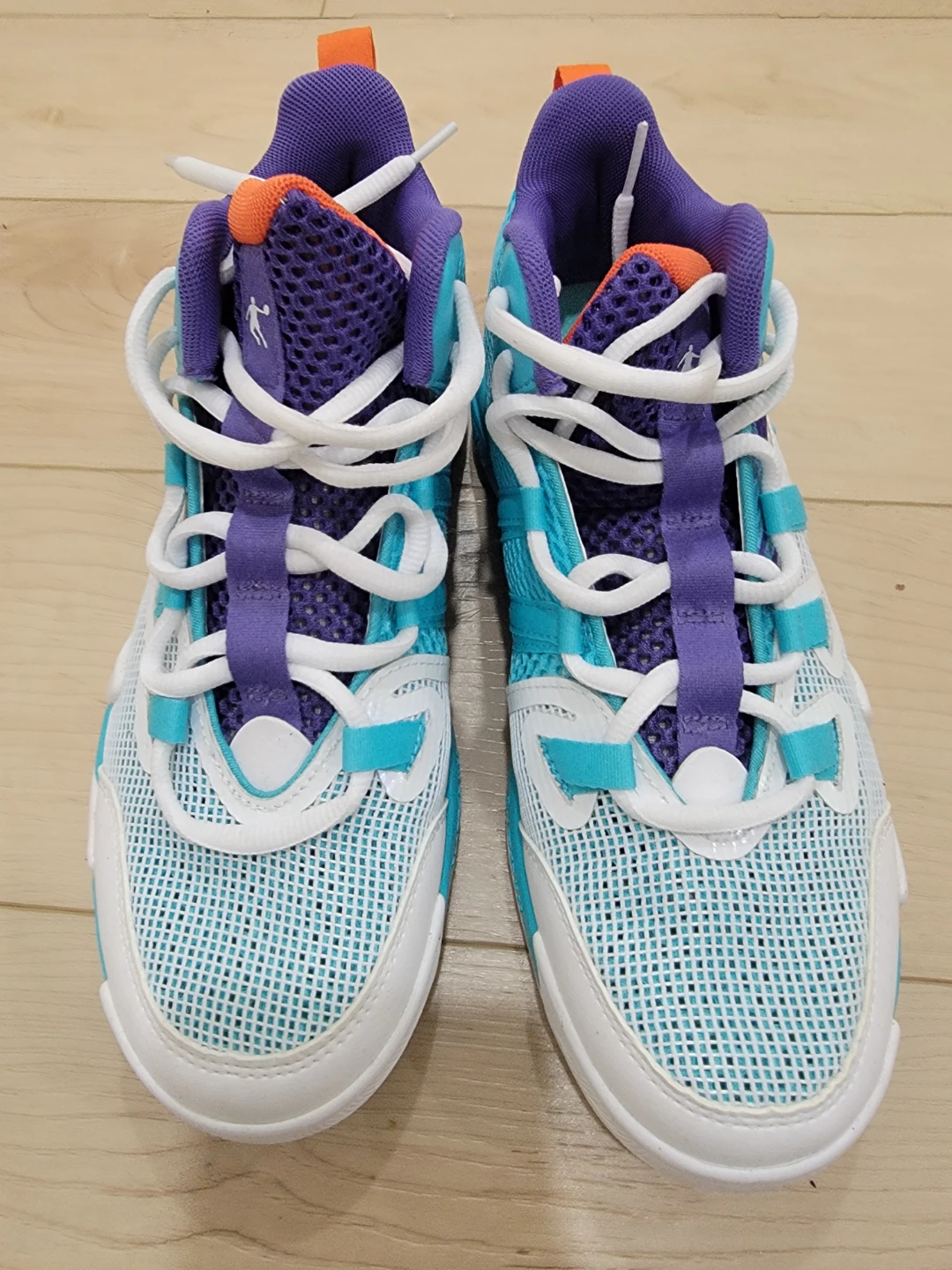 Alpha Kids Basketball Shoes, Size 5.5Y - photo 2