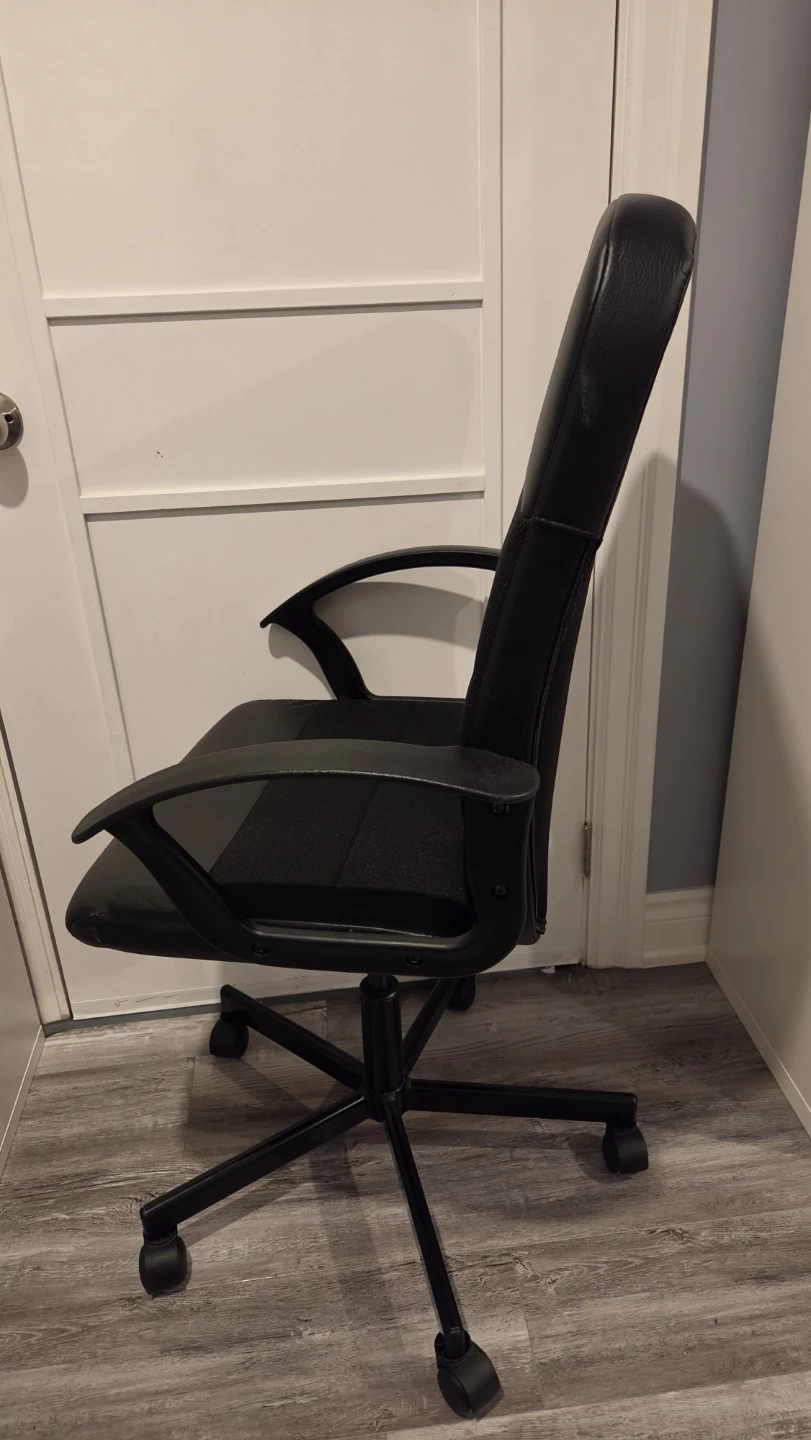 Black Office Chair - photo 4
