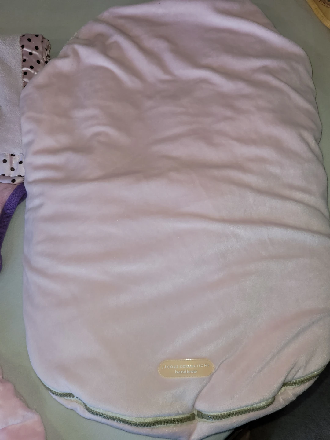 JJ Cole Bundleme and Baby Blankets