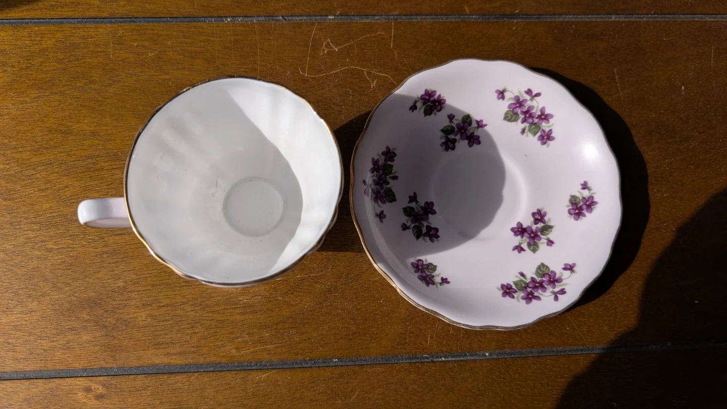 Colclough Bone China Tea Cup and Saucer Set - photo 3
