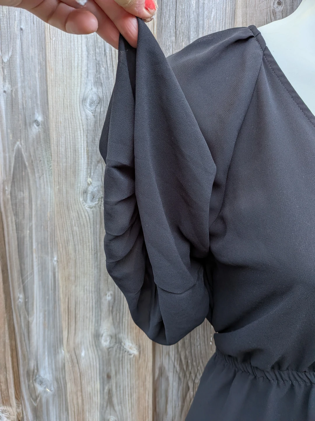Black delicate V-Neck Puff Sleeve Blouse sz Med - photo 3