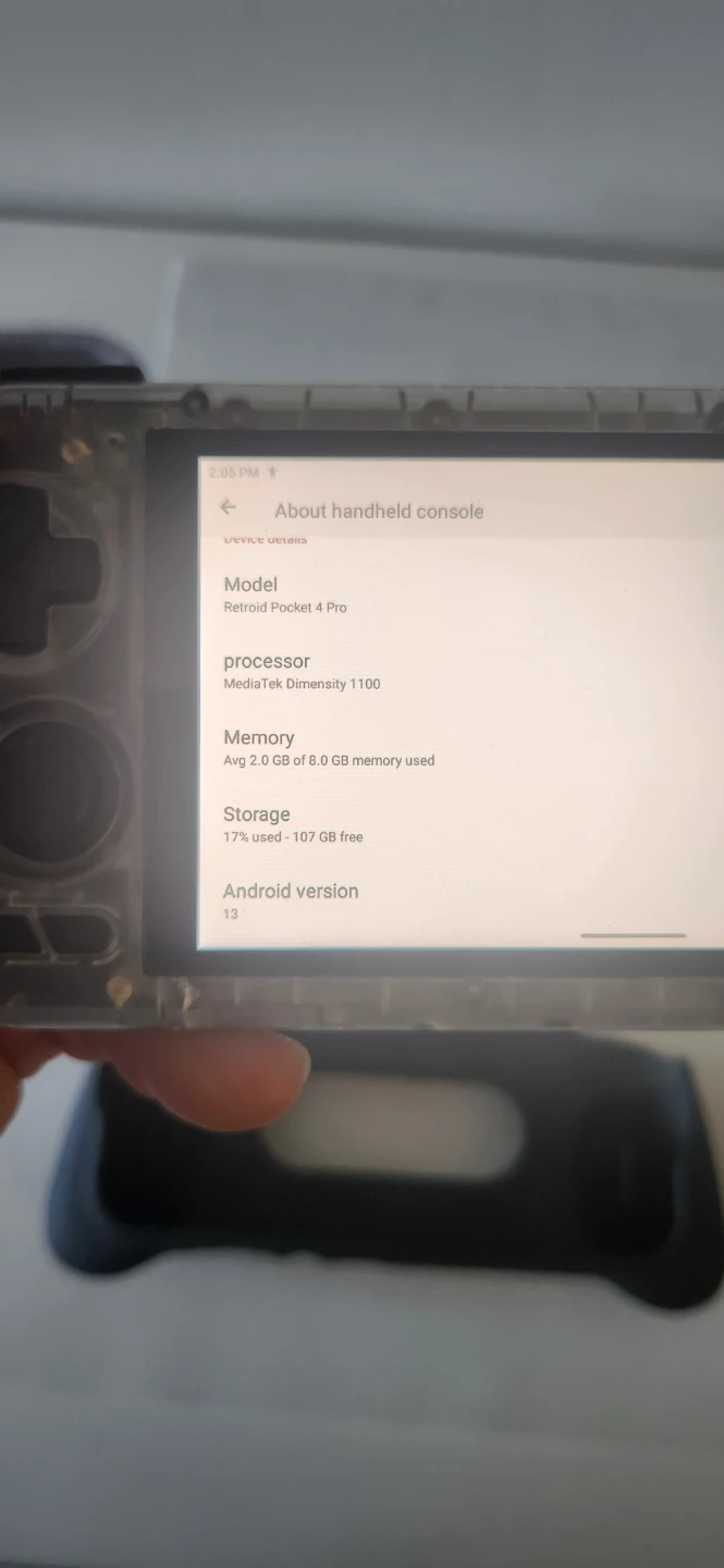 Retroid Pocket 4 Pro Handheld Console - photo 5