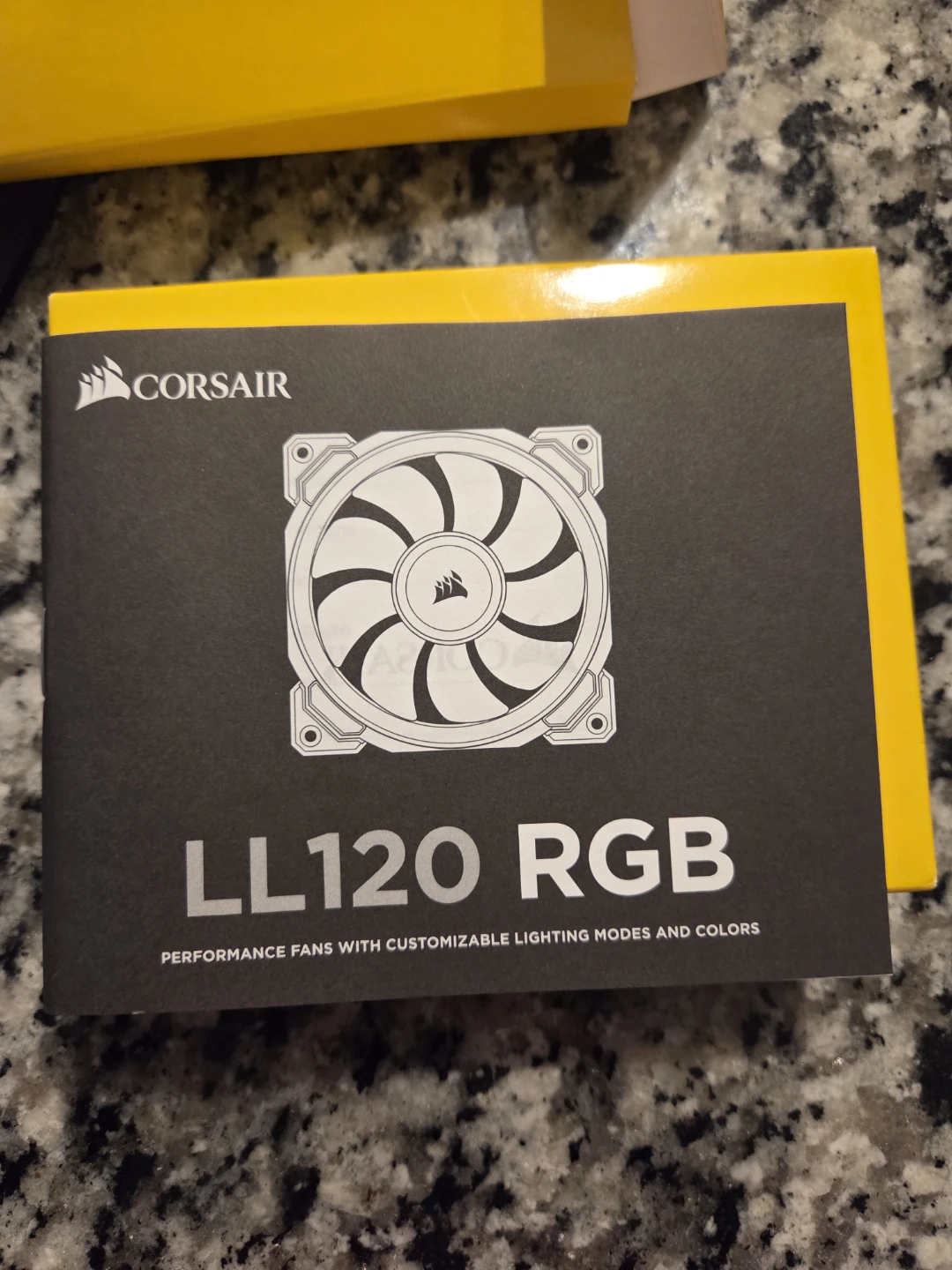 Corsair LL120 RGB White Cooling Fan 120mm - photo 2