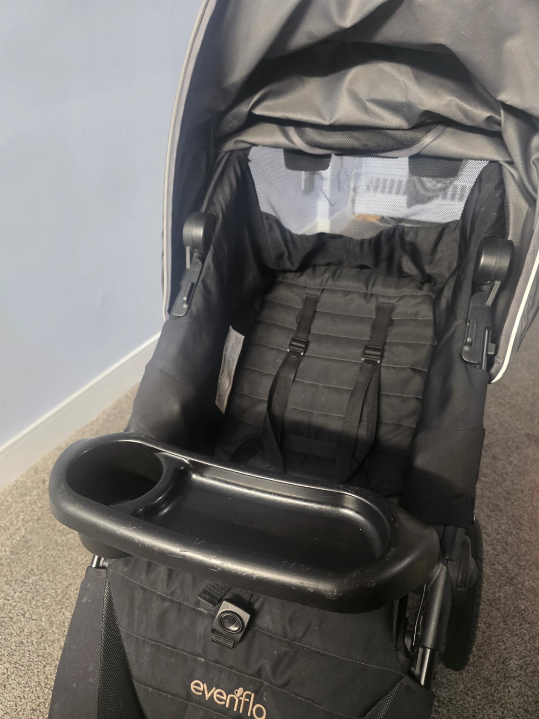 Evenflo Jogging Stroller - Black - photo 4