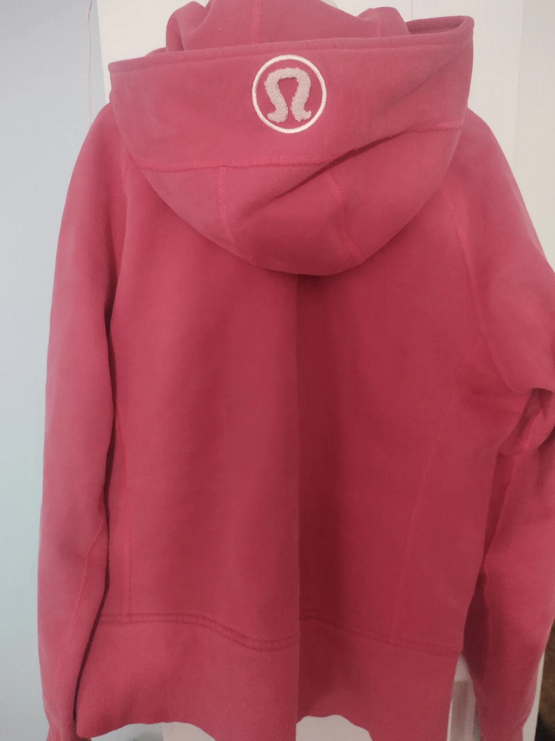 Lululemon pink zip-up hoodie - photo 2