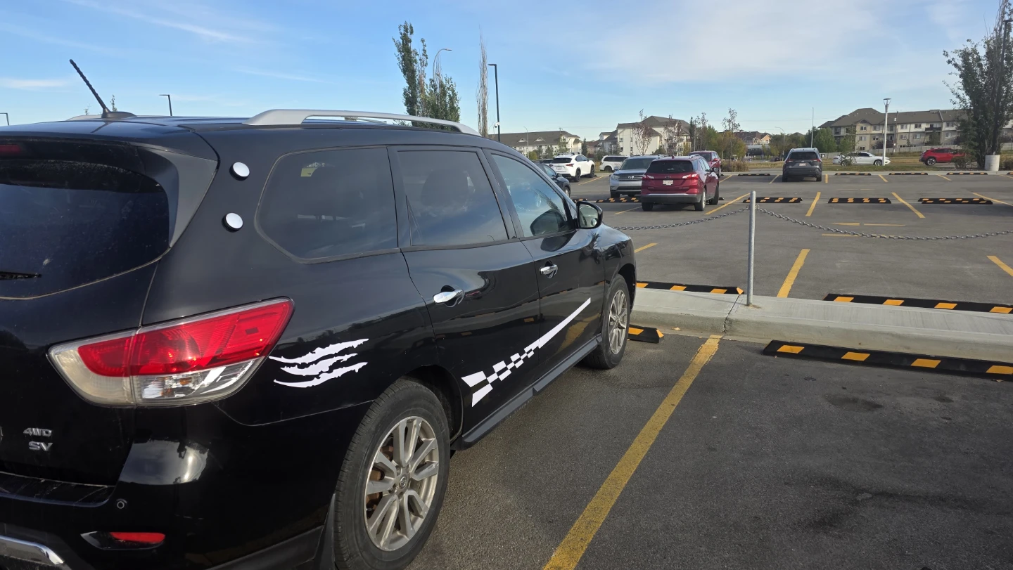 Nissan Pathfinder SV