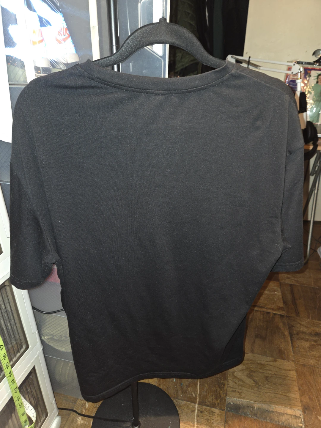 Romwe 'Masks & Cracked Star' Graphic T-Shirt in a Ladies L - photo 2