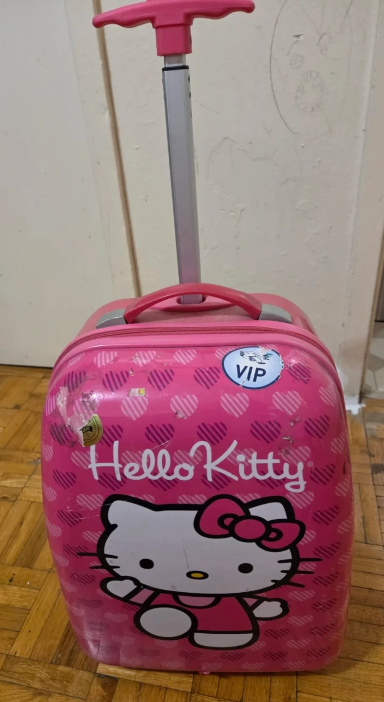 Hello Kitty Kids Rolling Suitcase - photo 3