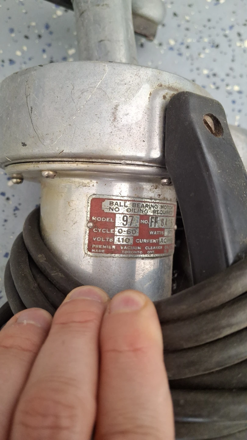 Vintage Premier Spic-Span Handheld Vacuum - photo 2