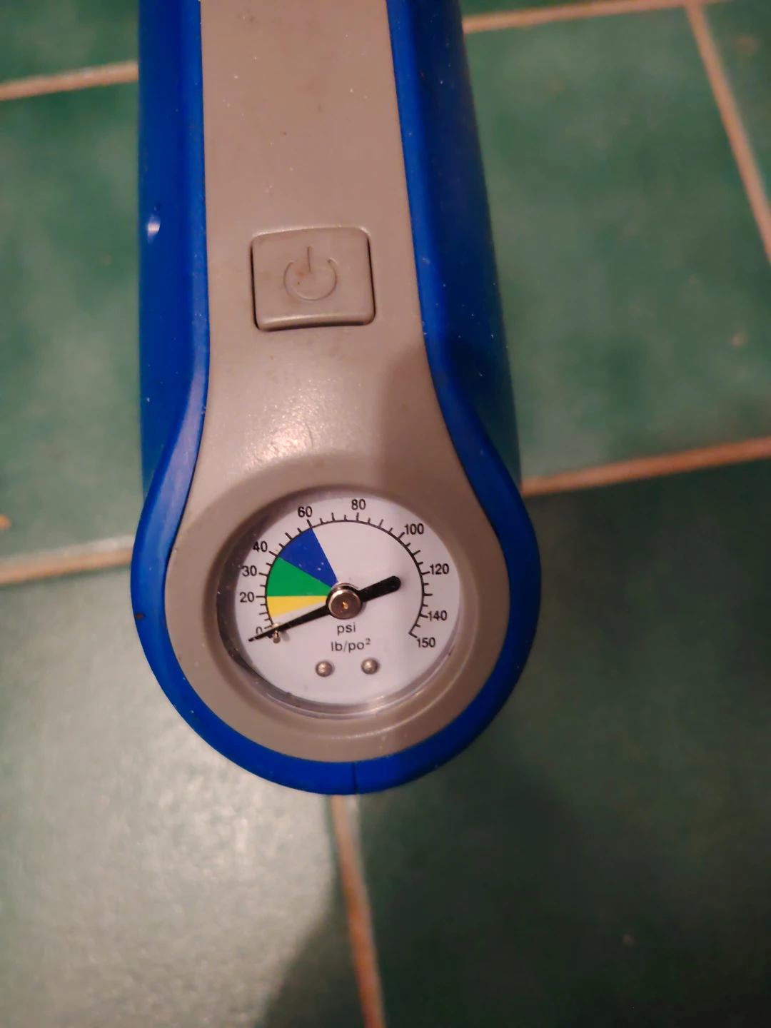 Portable Tire Inflator Gauge - photo 2