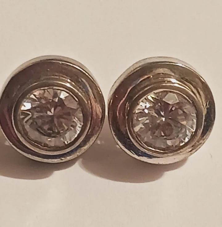 Elegant Sterling Silver 925 Round Stud Earrings