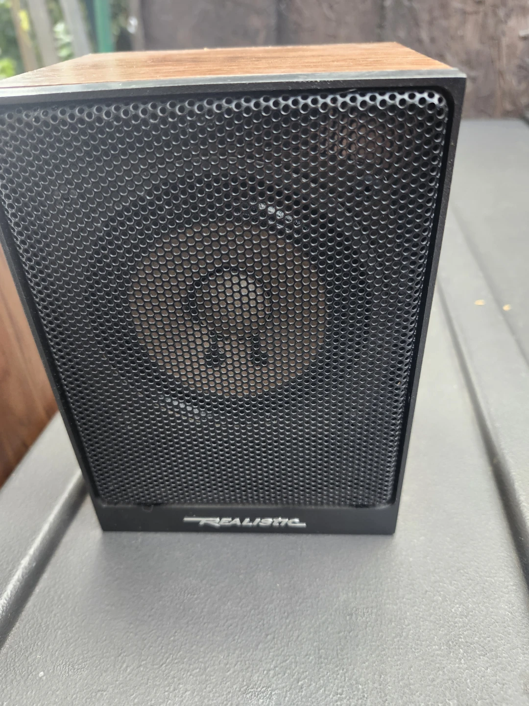 Realistic Minimus-2.5 Speakers - photo 5