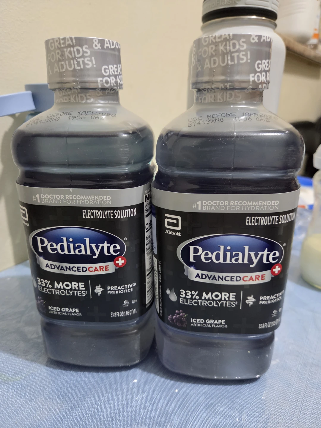 2 Bottles Pedialyte AdvancedCare Iced Grape
