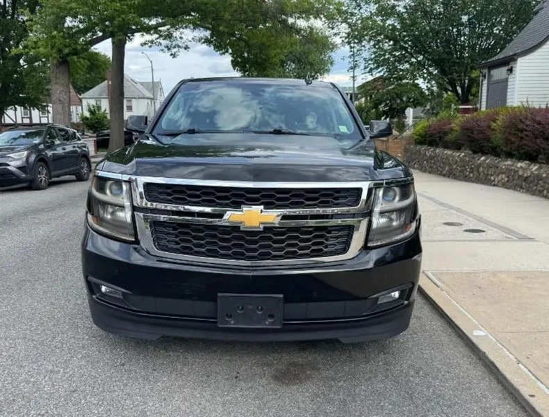 2015 Chevrolet Suburban 1500 Black AWD LT - photo 2