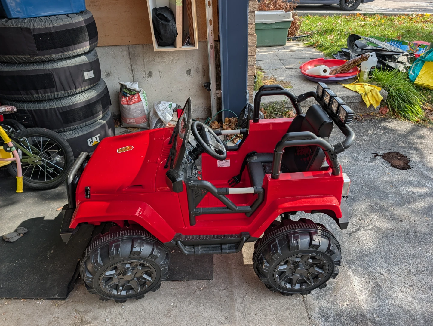 Red Kids Ride-On Jeep Style Electric Vehicle - photo 3