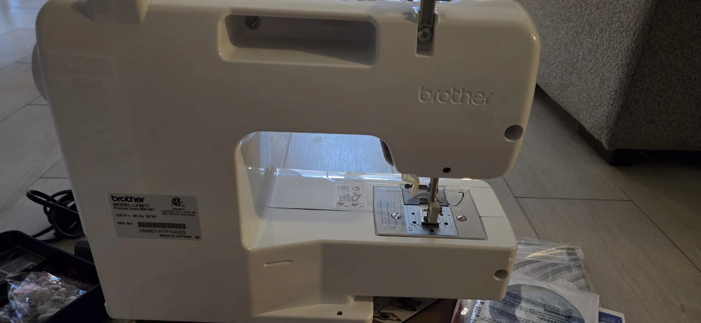 Brother LX3817 Sewing Machine - photo 5