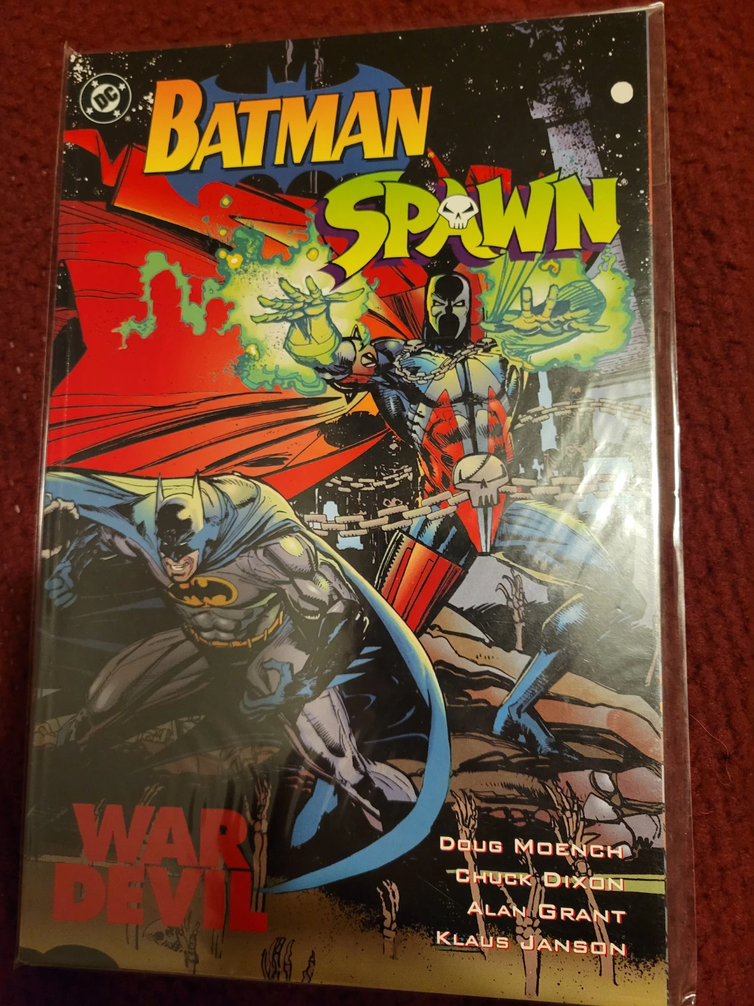 Batman/Spawn: War Devil Graphic Novel