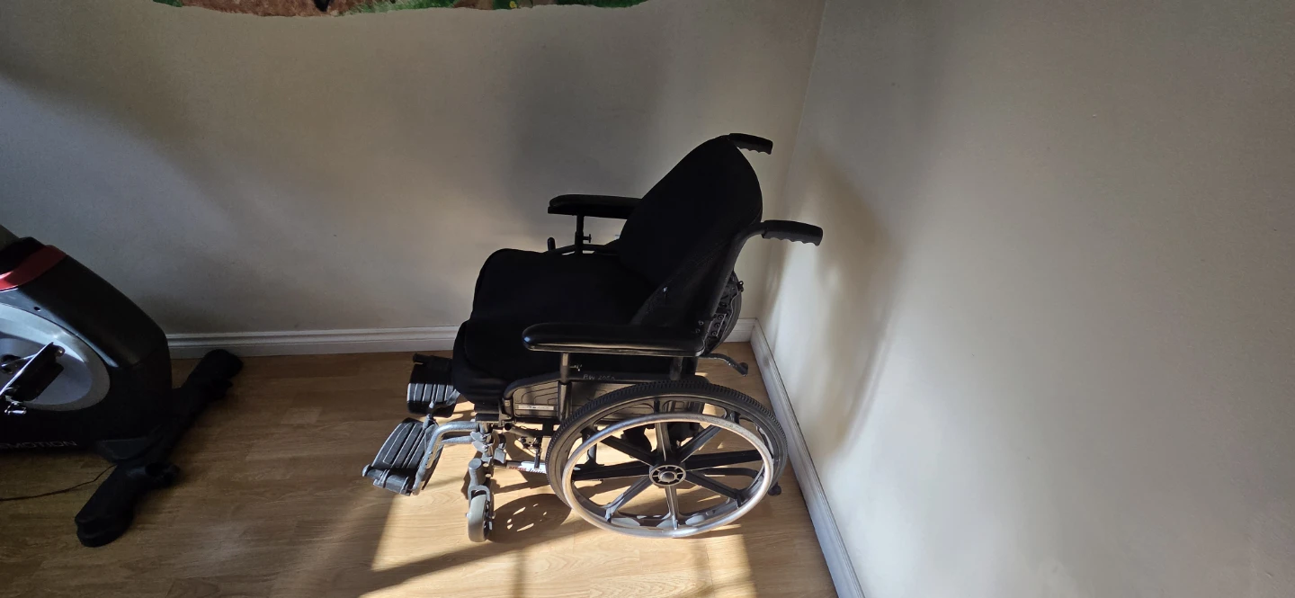 Wheelchair - photo 3