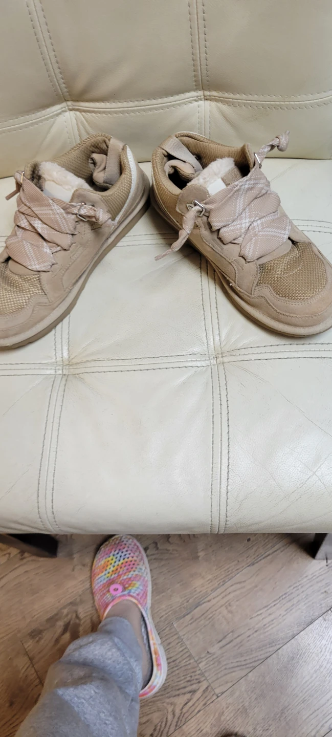 Ugg Low Top Sneakers - photo 2