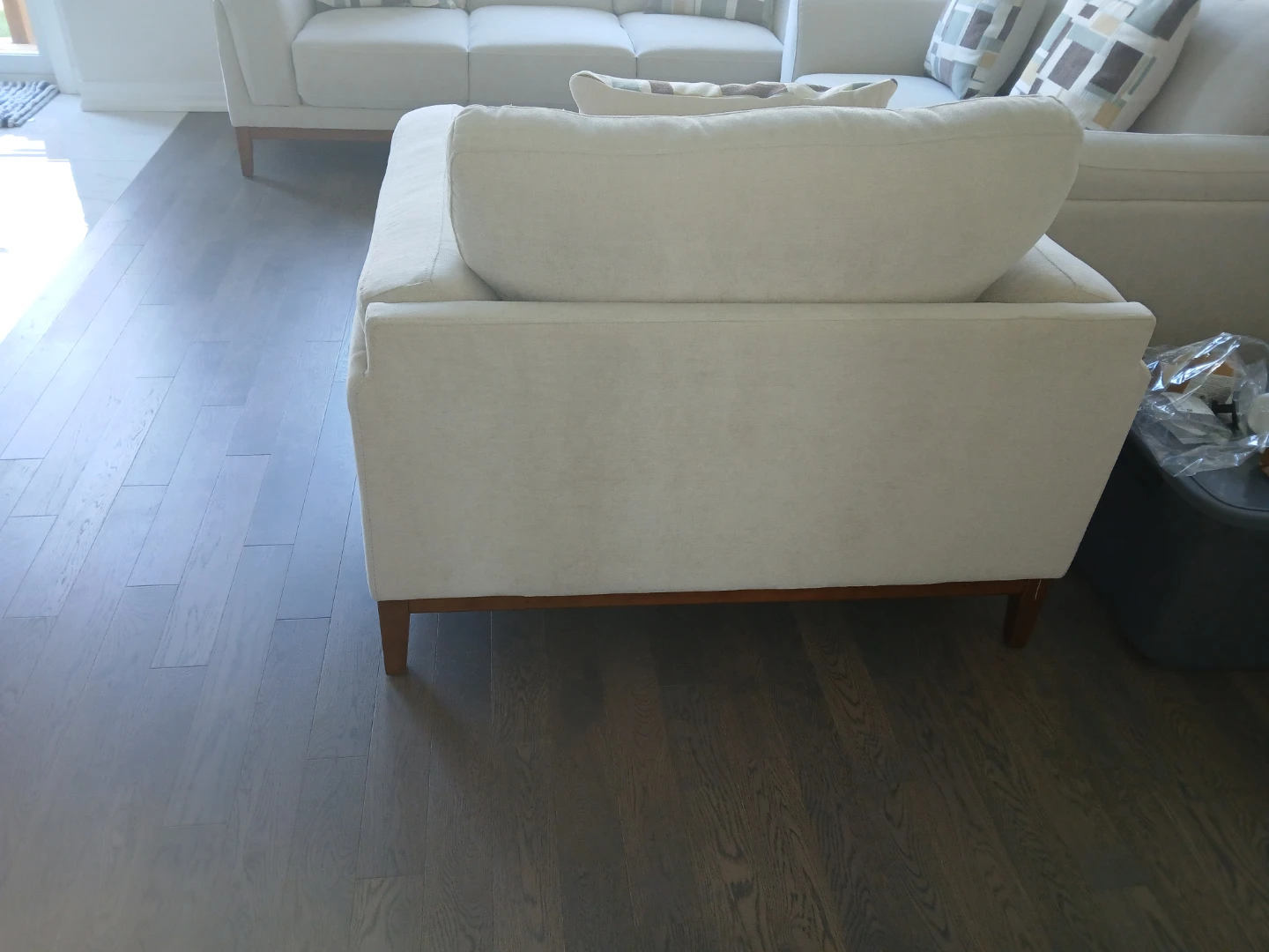 Brand New Single Sofa/Couch Chair - Beige - photo 3