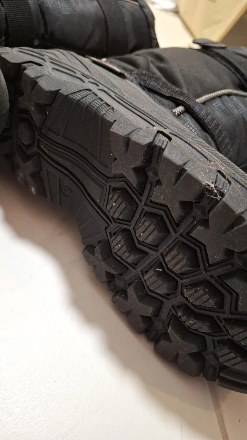 Ice Fields Black Winter Boots Size 9 - photo 3